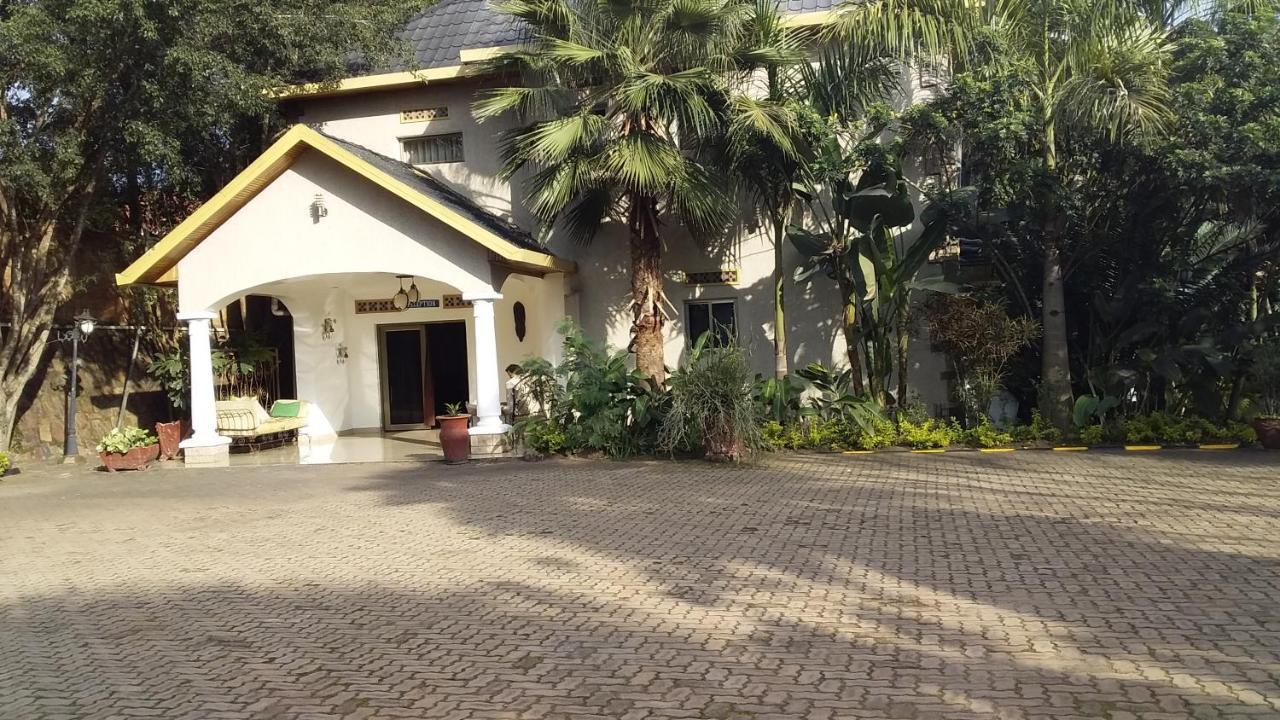 Random Park Hotel Kigali Eksteriør billede