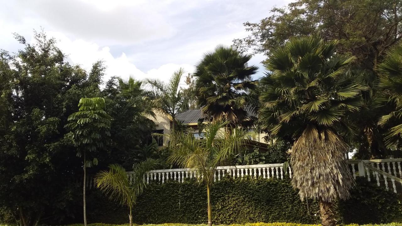 Random Park Hotel Kigali Eksteriør billede