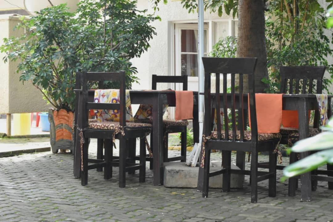 Random Park Hotel Kigali Eksteriør billede
