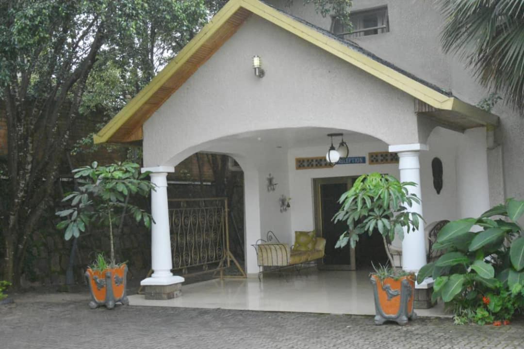 Random Park Hotel Kigali Eksteriør billede