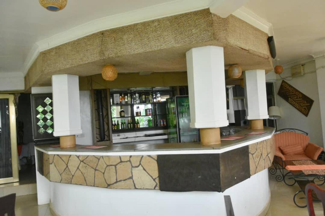 Random Park Hotel Kigali Eksteriør billede