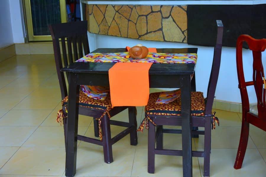 Random Park Hotel Kigali Eksteriør billede